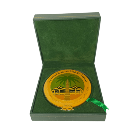 ميدالية معدنية فاخرة بعلبة