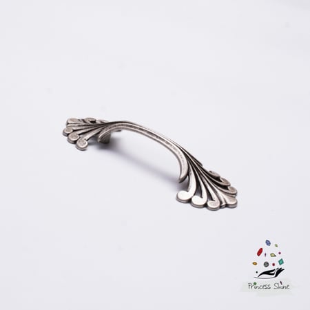 224 - مقبض ايطالي فضي ( قطعتين)