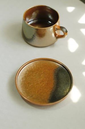 كوب مع صحن سيراميك لامع