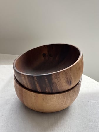 وعاء خشب واسع