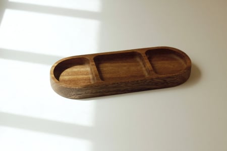 صحن مكسرات خشب