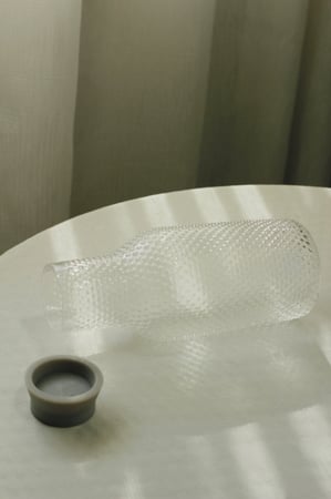 دورق زجاجي بنمط فقاعات