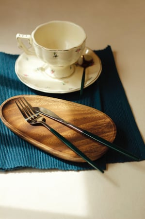 صحن خشب شبه بيضاوي