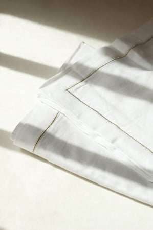 مفرش طاولة كلاسيكي