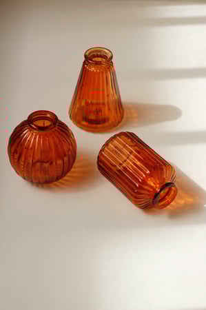 مجموعة مزهريات صغيرة - أحمر