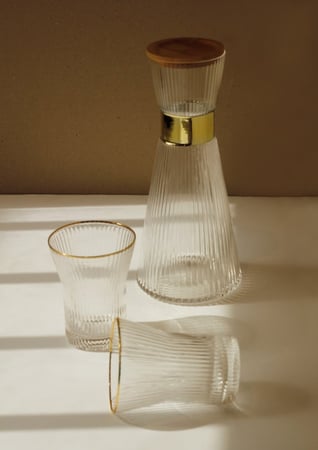 ابريق ماء زجاج قزاز كاس كاسات اواني تقديم