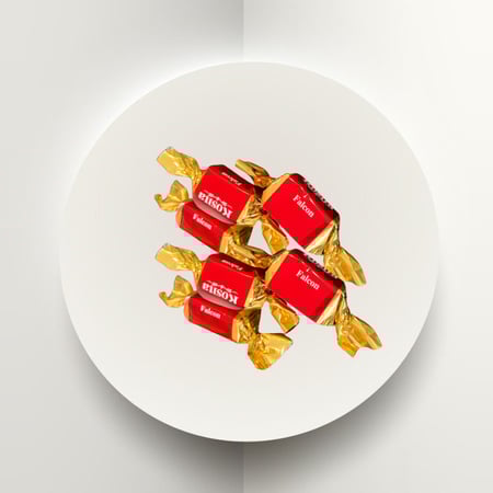 مع شوكولاتة بسكويت الويفر