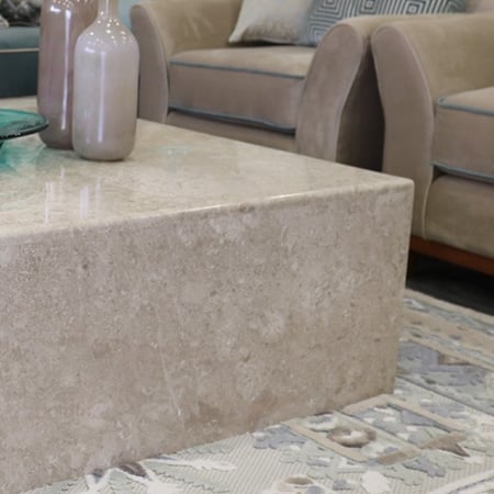 طاولة رخامية فاخرة (luxury)