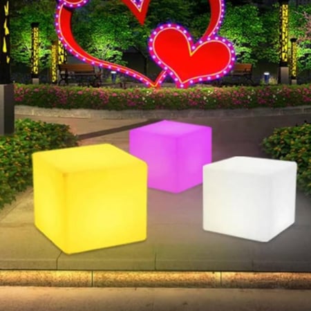 مصابيح للحدايق والمنزل