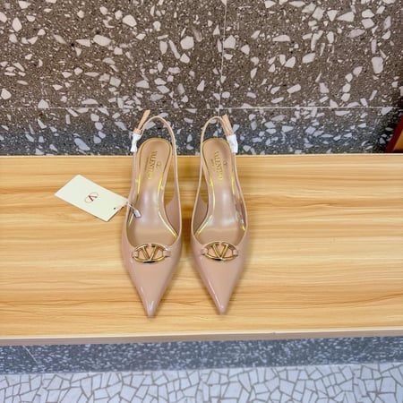 كعب فلنتينو