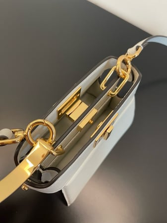 ‏PeekabooISeeU Micro