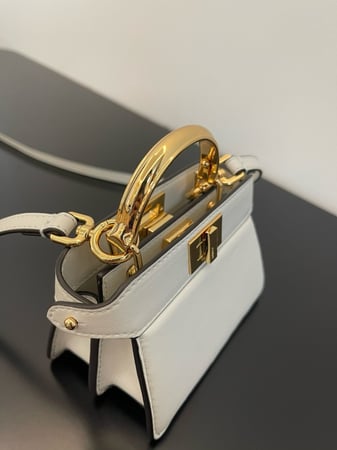 ‏PeekabooISeeU Micro