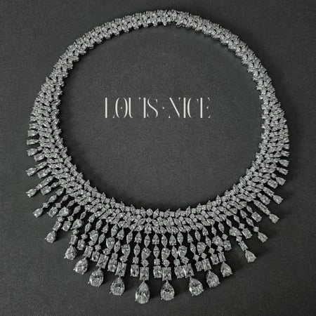 طقم زركون فضي بدقة الالماس