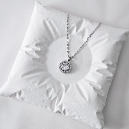 سلسال زركون فضي