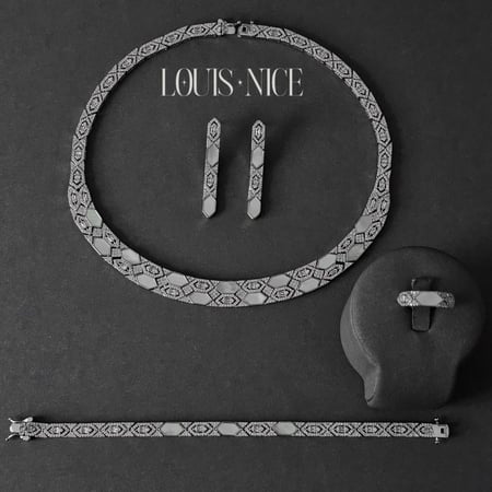 طقم زركون بدقة الالماس