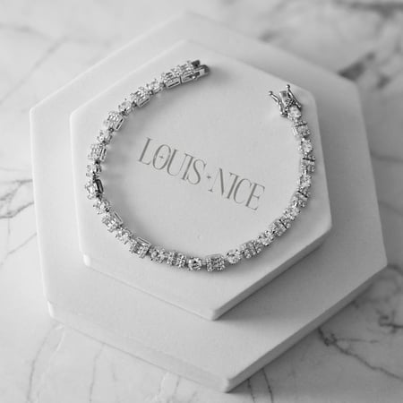 اسوارة زركون فضي