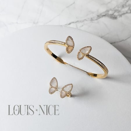 اسوارة مع خاتم زركون