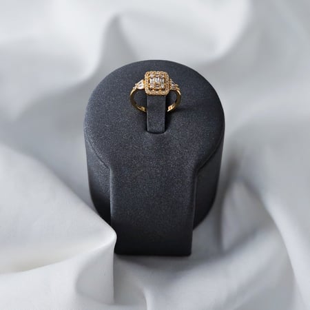 خاتم زركون ذهبي