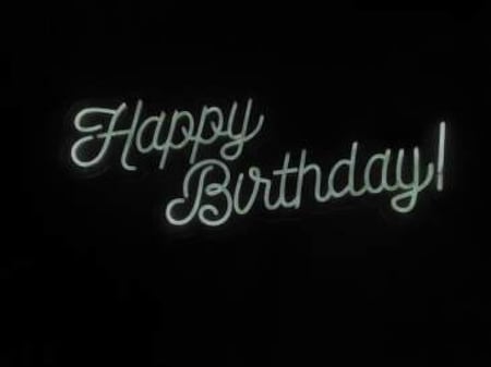 نيون اضاءة يوم ميلاد | لوحات نيون مضيئة