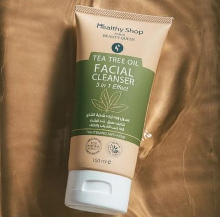 غسول الوجه بزيت شجرة الشاي لتنظيف البشره وازالة حب الشباب من ماركة هيلثي شوب - 150 مل