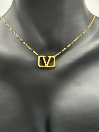 سلسال مع حلق فلانتيو بدون ملحقات