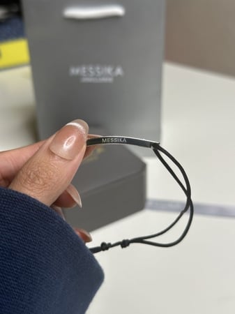 اسواره الخيط ميسيكا Messika بدون ملحقات