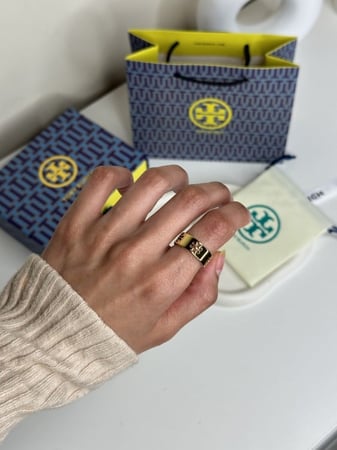 خاتم توري بورش ذهبي