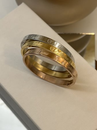 اسوارة كارتييه الثلاثية