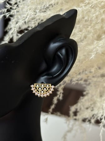 سلسال بتصميم أنيق