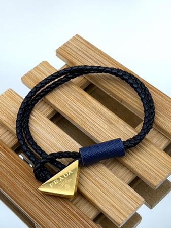 اسواره برادا ذهبي بدون ملحقات