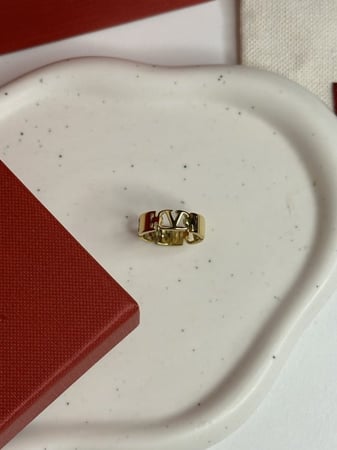 خاتم فلانتينو