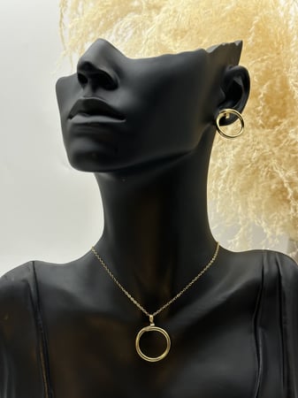 سلسال مع حلق المسمار كارتييه