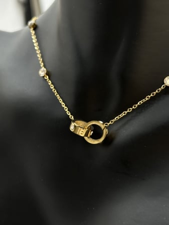 سلسال مع حلق كارتييه