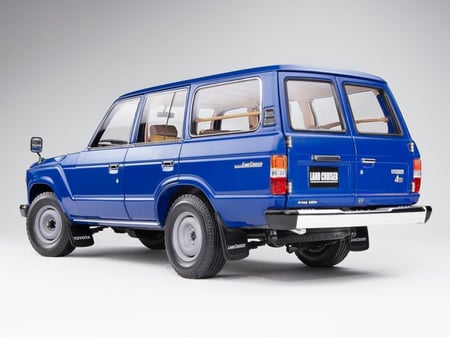 Toyota Land Cruiser LC60 1980 Blue 1:18 Kyosho K08956BL
