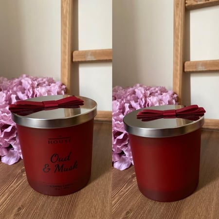 شمعة مع حفر عبارة مضيئة