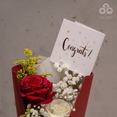 كرت تهنئة بعبارة "congrats"