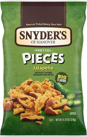 بسكويت بريتزل سنايدر قطع بنكهة الهالبينو – Snyder’s Pretzel Pieces Jalapeño