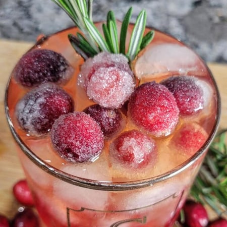 عصير كرانبيري التوت البري الاصلي خالي من السكر من اوشن سبراي 100% (Ocean Spray) 1.89 لتر