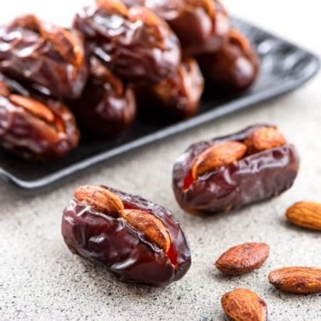 تمر باللوز نخيل العالية  250 جم