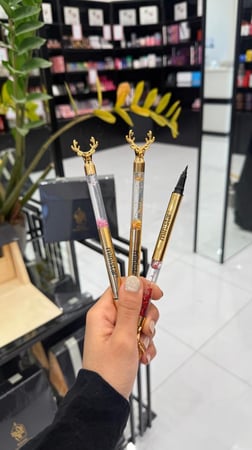 ايلاينر الغزال