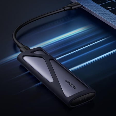 حاوية محرك الأقراص الصلبة M.2 SATA / NVME من شركة UGREEN