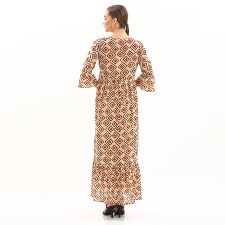 NUDE WITH RED PRINTS
