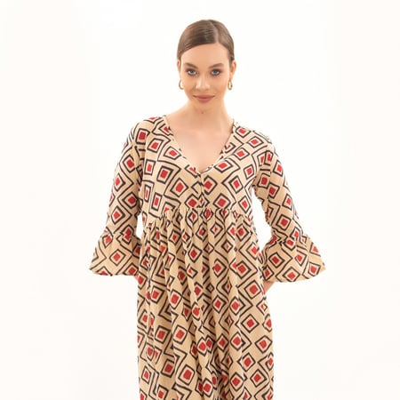 NUDE WITH RED PRINTS