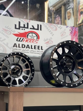 جنوط ميثود 5 مسمار مقاس 17 لاندكروزر + لكزس