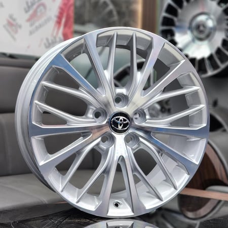 جنوط كامري جراندي مقاس 18 موديل 2020