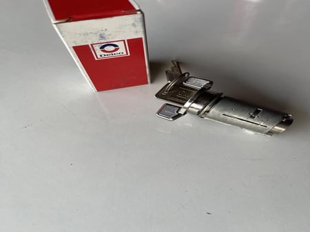 سوتش تشغيل جمس 81-87 كابرس بيوك سيدات 80-90 اصلي GM