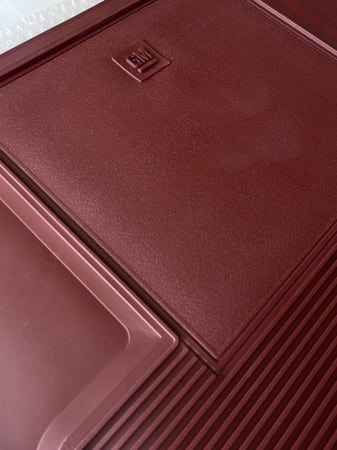 وطايات ارضية ربل ختم GM تصنيع حديث مطابق للاصلي جمس وشفر ونيت سوبربان بليزر اللون عنابي