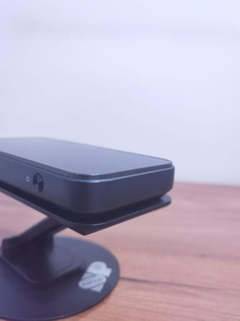 راوتر SRT 873 مستخدم نظيف جداً – يدعم شريحة STC – متنقل ومحمول