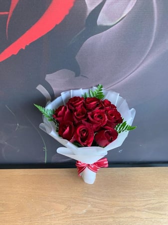 ميني بوكيه أحمر