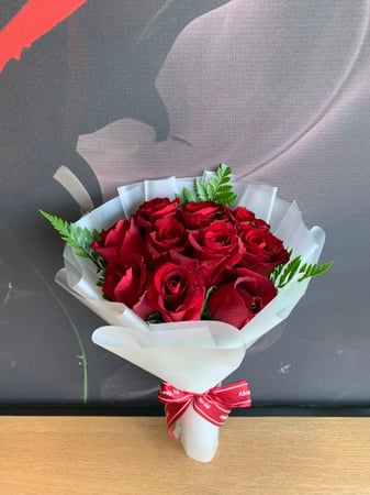 ميني بوكيه أحمر